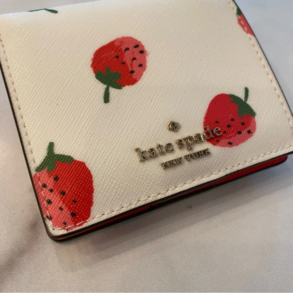 KATE SPADE Cove Street Strawberry Serenade Small Wallet
